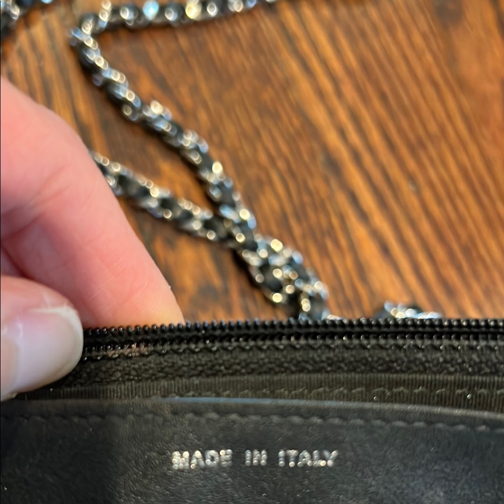 CHANEL Black Crossbody Bag with Iconic CC Logo - Picture 12 of 12